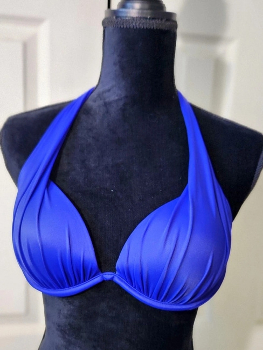 NWOT Venus Marilyn Halter Bikini Top in Blue Cup C